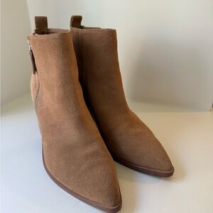 Treasure & Bond Light Brown Suede Boots, 8.5